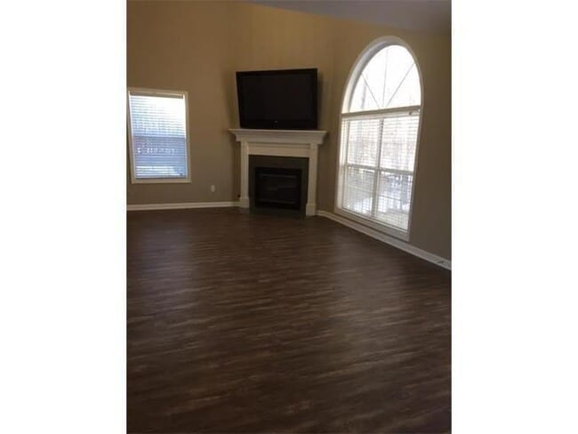 Building Photo - 1801 Hazy Glen Ct NW