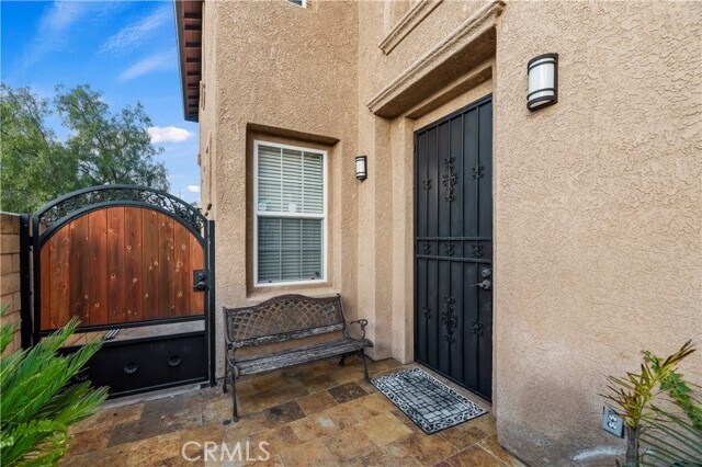 Foto del edificio - 398 Avenida La Cuesta