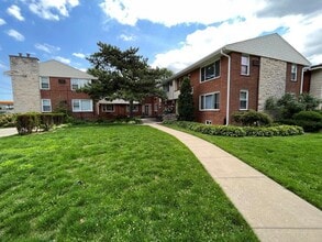 Building Photo - 1535 Bonnie Brae