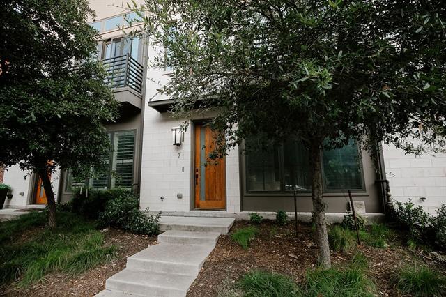 Building Photo - 3200 Ross Ave