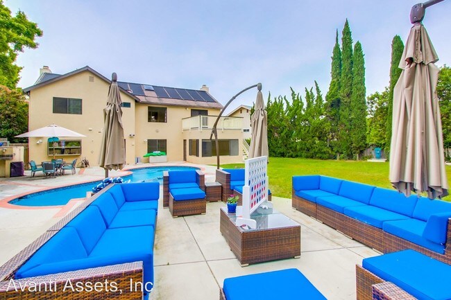 Building Photo - 5 br, 4 bath House - 7722 Rocio St