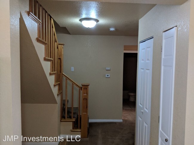 Foto del edificio - 3 br, 1.5 bath House - 360 S Sherman St