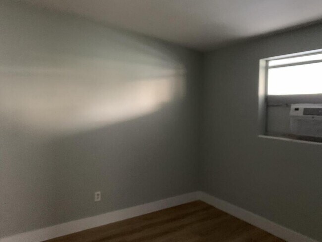 Foto del edificio - 1466 Grove