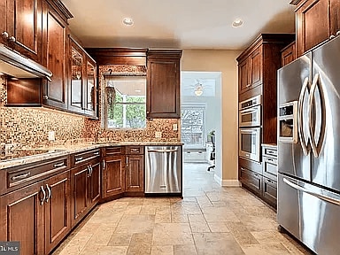 Foto del edificio - 2737 Eastern Ave