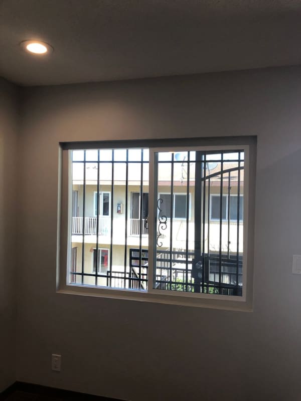 Foto del edificio - 11730 S Vermont Ave