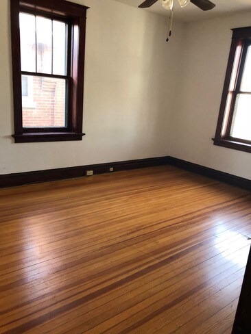 Building Photo - 5211 S Grand Blvd
