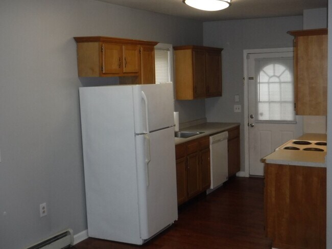 Galley Kitchen - 41 Perley St