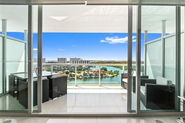 Foto del edificio - 400 Sunny Isles Blvd