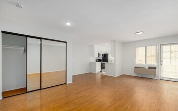 Interior Photo - 132 Clark Dr