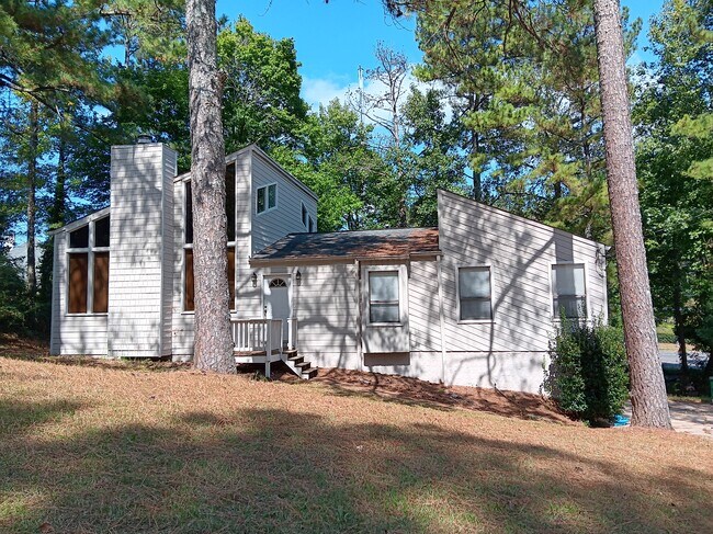 Foto del edificio - 3466 Winter Hill Drive