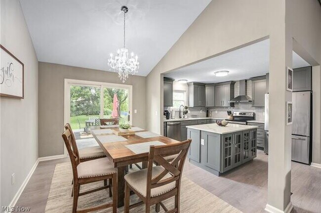 Foto del edificio - 3270 Higley Rd