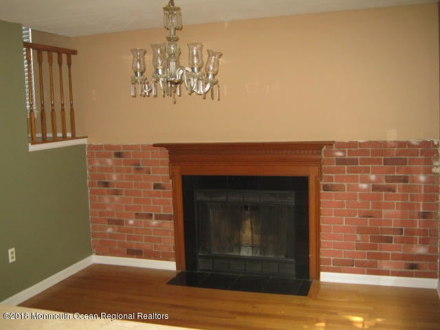 Building Photo - 6 Telegraph Ln