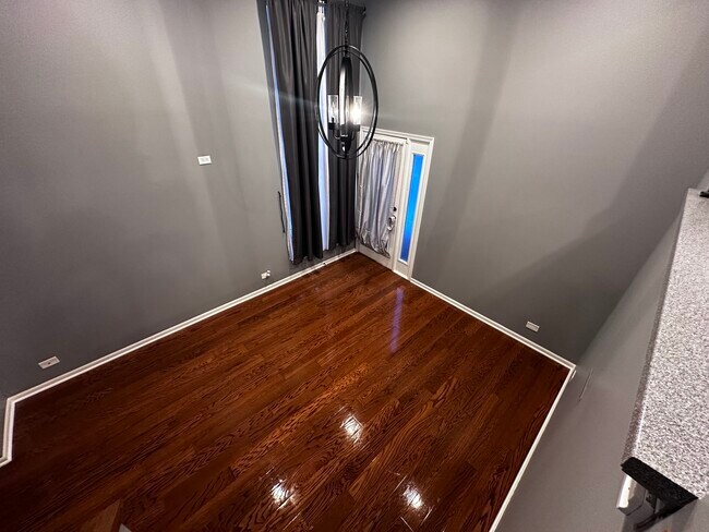 Foto del edificio - 6412 Fremont Dr