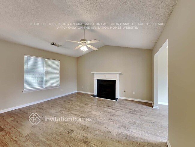 Building Photo - 445 Buffington Dr