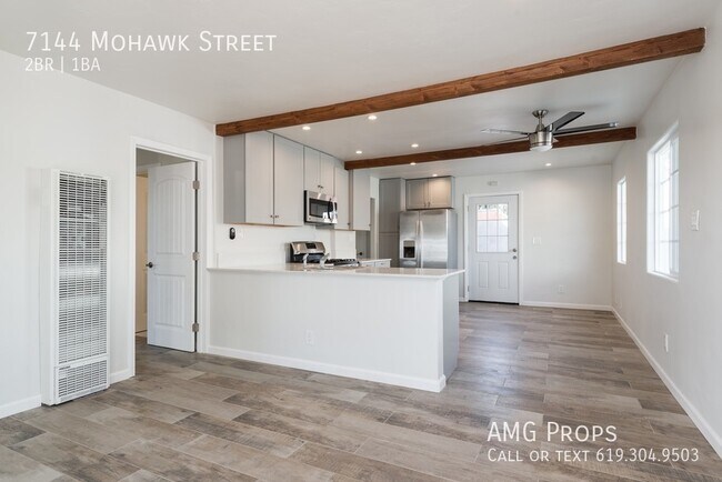 Building Photo - Beautifully remodeled back house available...
