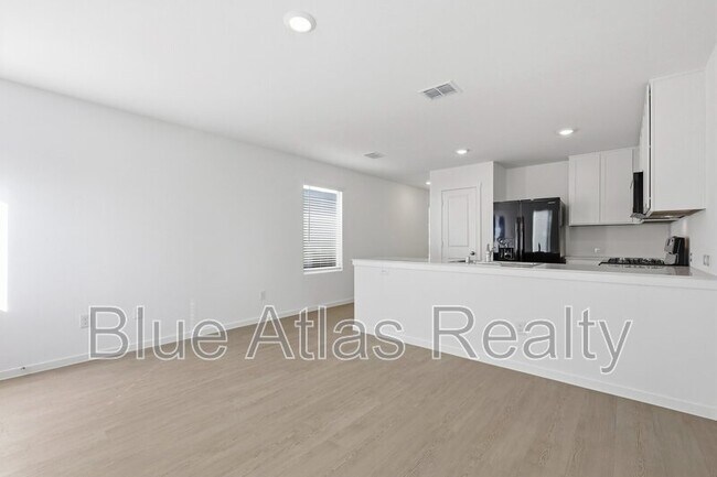 Foto del edificio - 12196 Steeplechase Dr