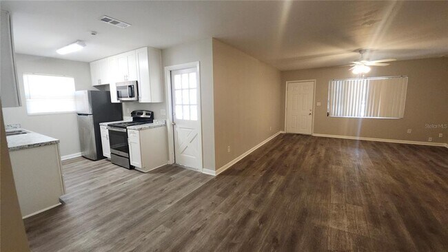 Foto del edificio - 908 Westmore Ave