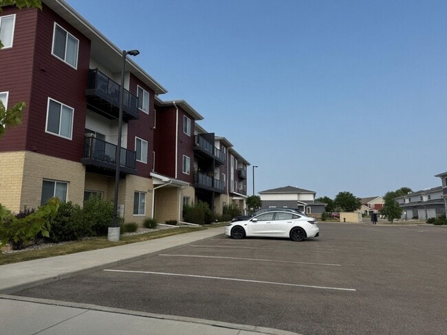 Building Photo - 4910 Innovation Dr
