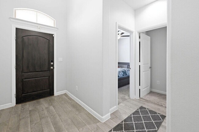 Foto del edificio - 8401 E County Rd 114