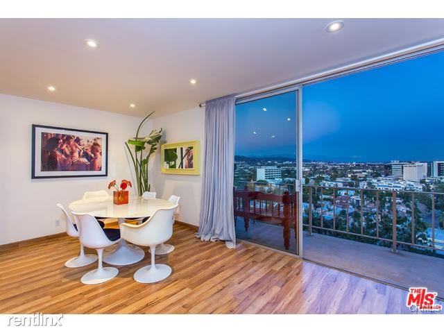 Building Photo - 100 S Doheny Dr