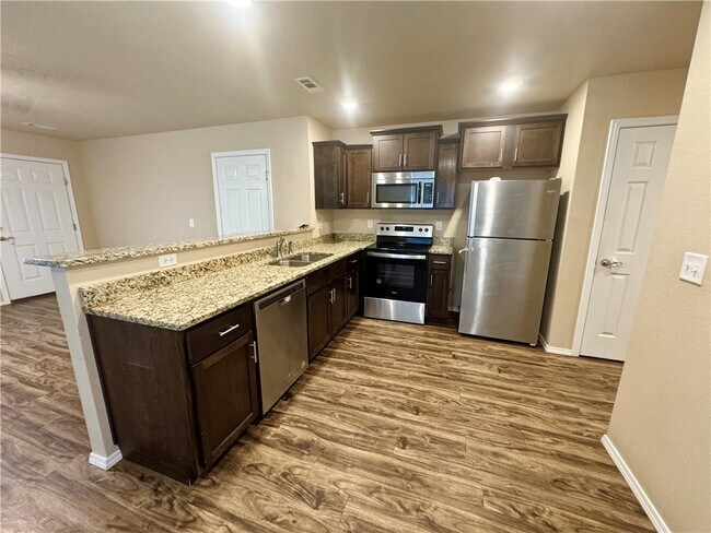 Building Photo - 1020 Clearspring Ct
