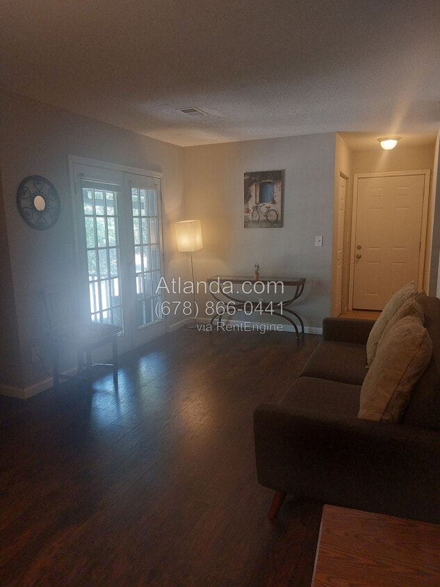 Photo - 3595 Woodbriar Circle