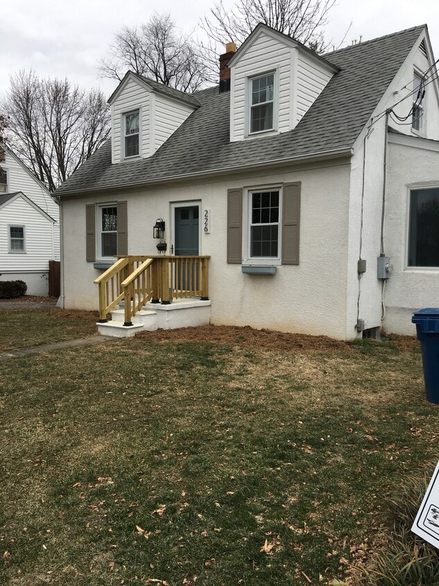 226 Treadwell St, Berryville, VA 22611 House Rental in Berryville, VA