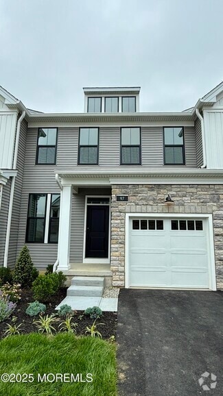 Building Photo - 97 Mustang Dr
