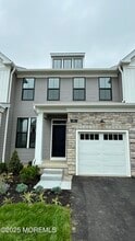 Building Photo - 97 Mustang Dr