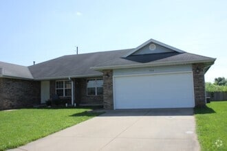 Building Photo - 4312-4314 Penny Ct