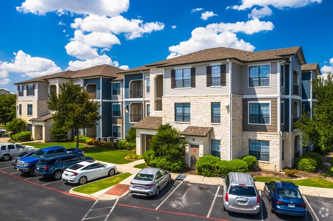 Building Photo - MAA Westover Hills