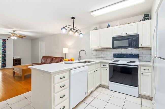 Foto del edificio - 324 N Ross St