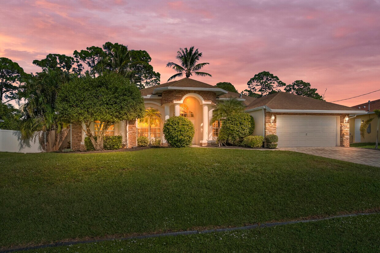 Foto principal - 4213 SW Utterback St