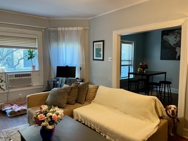 Foto principal - 547 W Brompton Ave