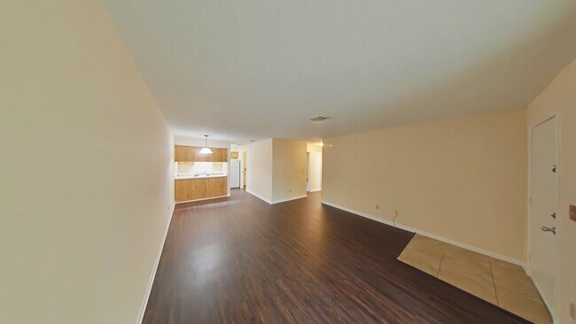 Foto del edificio - Woodland Bend Apartments