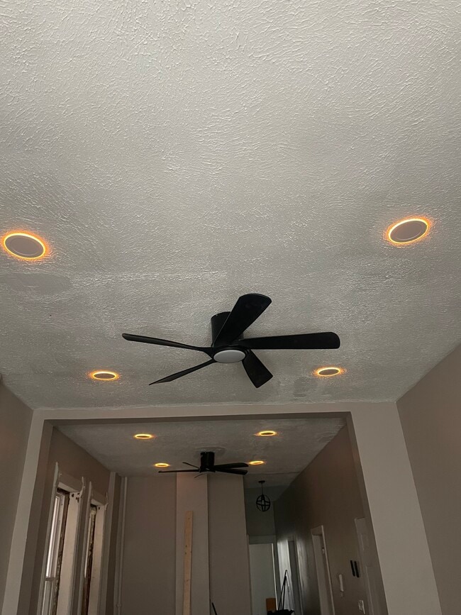 Foto del edificio - 6326 S Saint Lawrence Ave