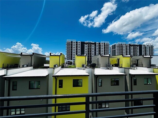 Foto del edificio - 919 Arlington Ave N