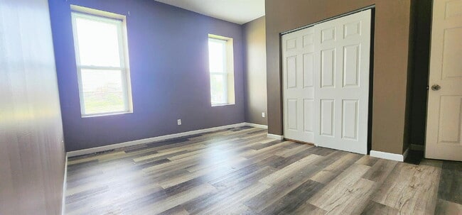 Building Photo - Stylish 3-Bedroom First-Floor Apartment with Modern Finishes