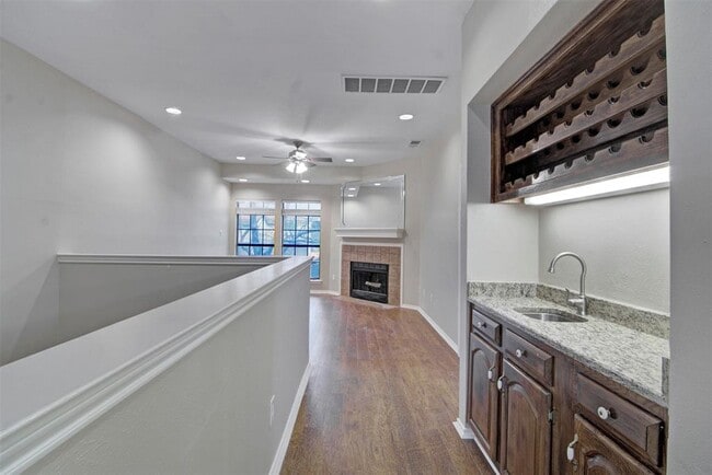 Building Photo - 5100 Verde Valley Ln