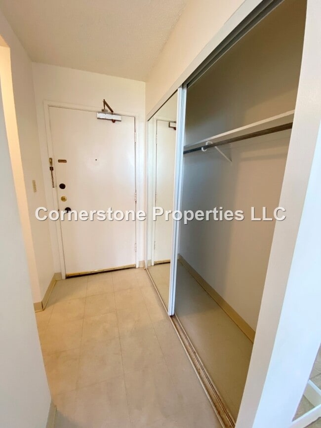 Foto del edificio - 3045 Ala Napuaa Pl