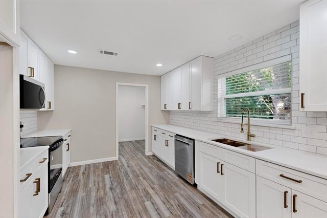 Foto del edificio - 10833 Palace Way