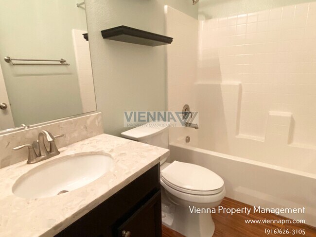 Foto del edificio - 12309 Edyth Lake Way
