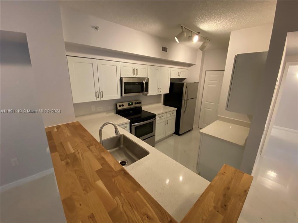 Photo - 2351 West Preserve Way, Miramar, FL 33025 - 3 BR 2 BA Condo