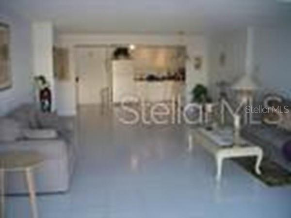 Building Photo - 851 Bayway Blvd