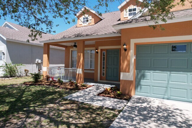 Building Photo - 4 Bedroom - 2.5 Bath - Two Story - Large Patio