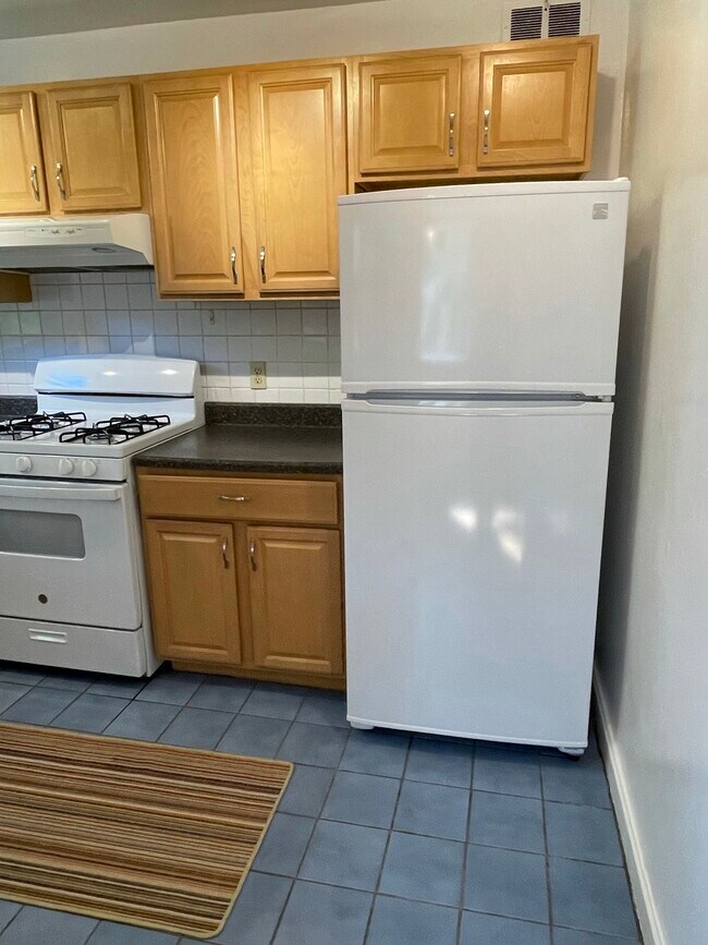 Foto del edificio - 871 W Walnut Ln
