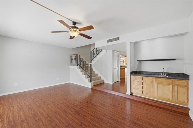 Building Photo - 10315 Carrollwood Ln