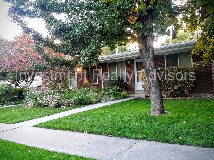Primary Photo - 3682 S Redmaple Rd