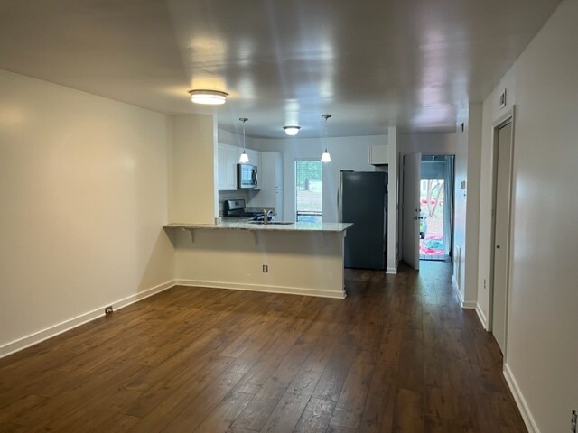 Foto del edificio - 10246 Iron Mill Rd