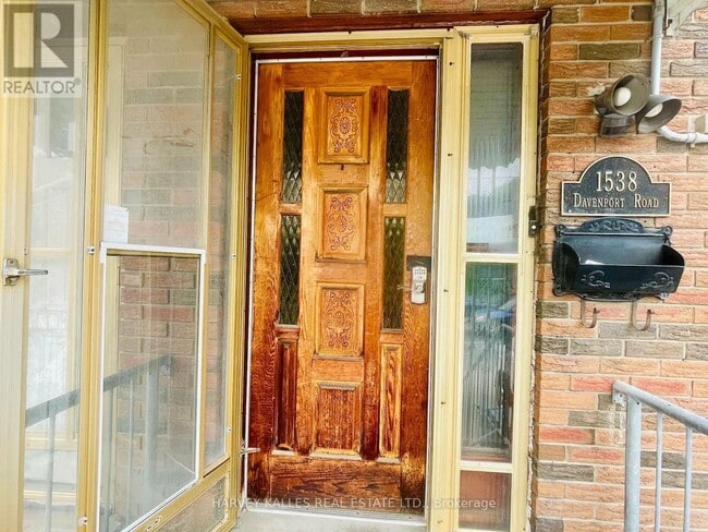 Building Photo - 1538 Davenport Rd